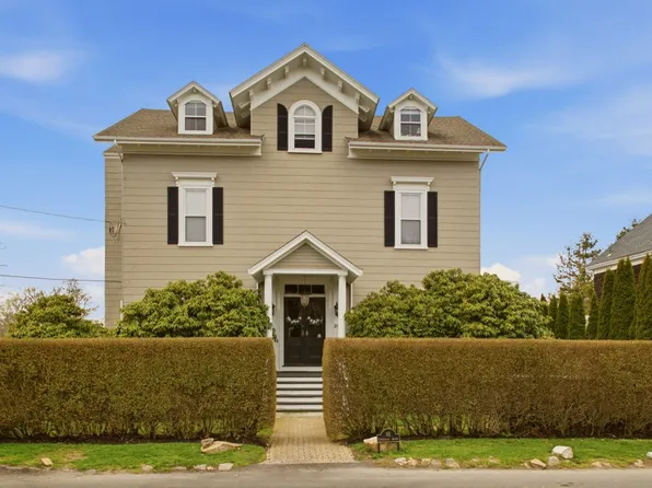 95 Coggeshall Ave, Newport, RI