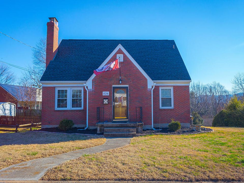 1st image of 834 Maryland Ave