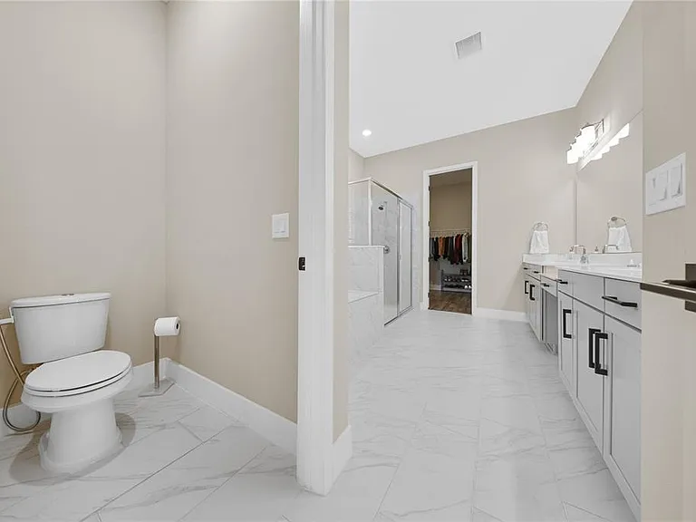 16055 Silver Brook Way — Photo 40