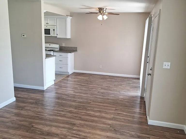 1269 N Edwards St #11 — Photo 5