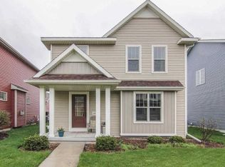 1447 Wild Iris St, Sun Prairie, WI