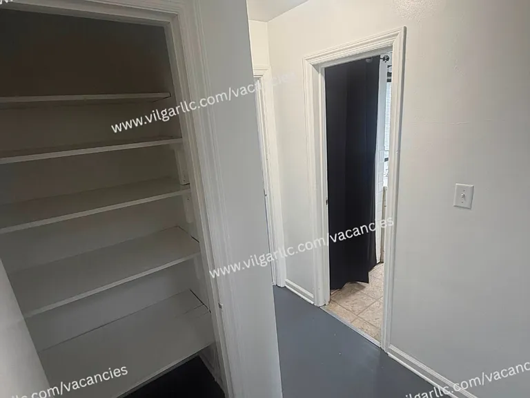1353 Chase St — Photo 19