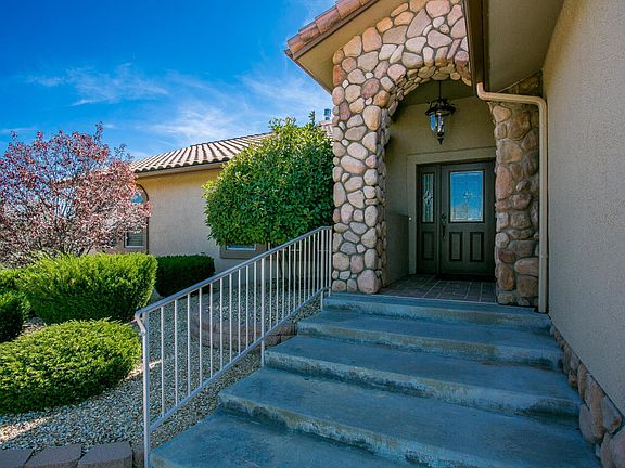 3rd image of 2880 W Glen Haven Dr