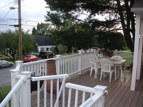 Trex decking & "Severe-Weather" railing require no maintenance