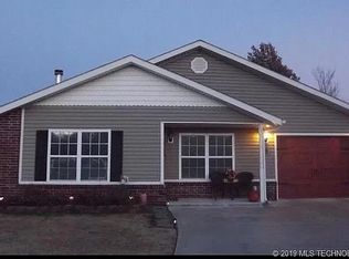 105 Elmwood Ave, Adair, OK 74330