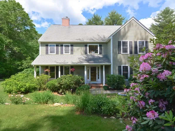 41 School St, Hopkinton, MA 01748