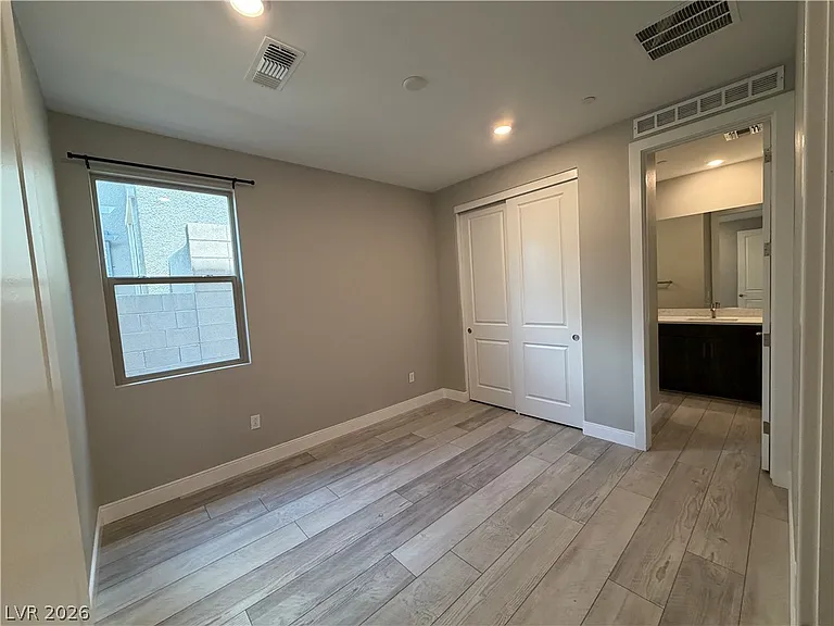 400 Red Feather Peak Ct — Photo 34