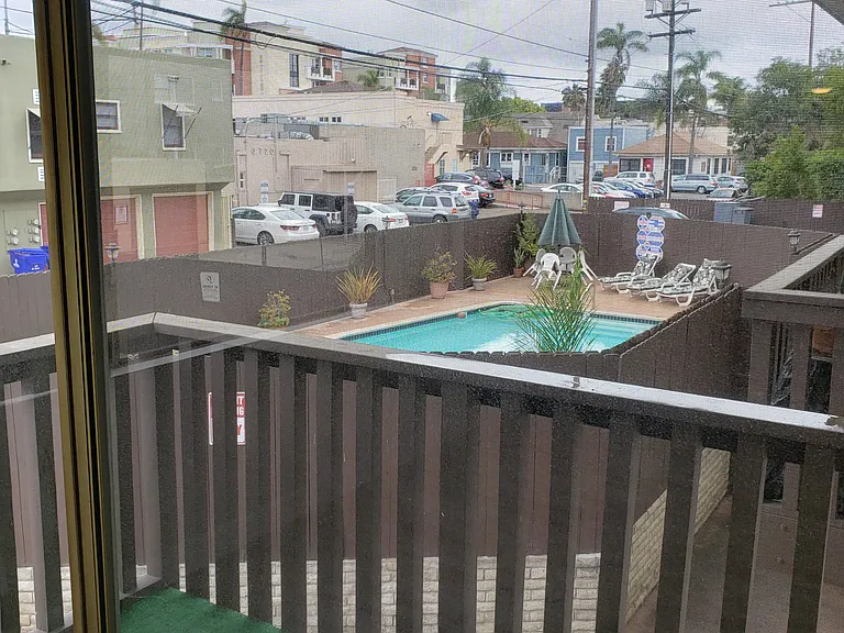 Villa Capri Apartments — Photo 10