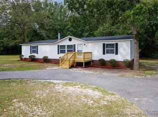 597 Palindrome Ct, Hope Mills, NC 28348