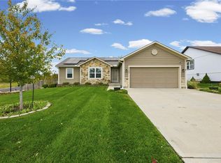 21660 W Johnson St, Spring Hill, KS 66083