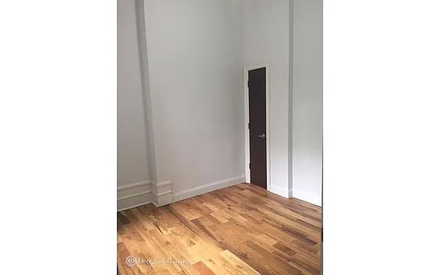 Rented by Douglas Elliman | media 28