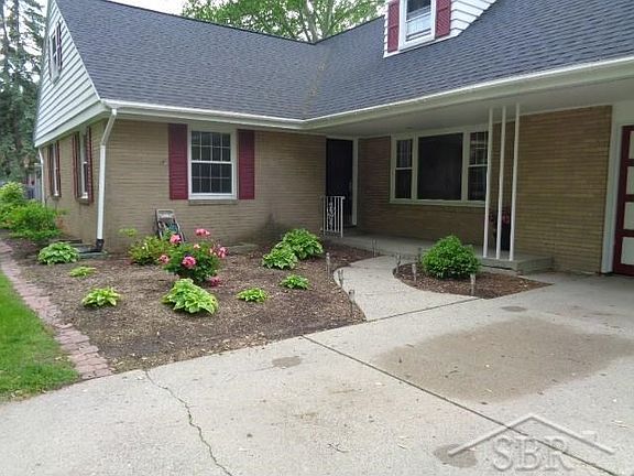 2nd image of 1951 Avalon Ave