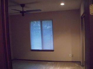 8907 Hauser St, Lenexa, KS 66215