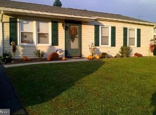 395 Westview Rd, Fayetteville, PA 17222