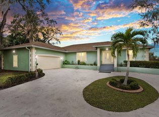 2351 Sweetwater Drive, Fort Pierce, FL 34981