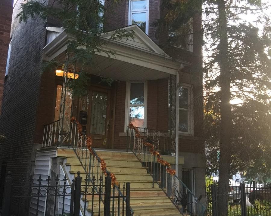 1st image of 2459 W Thomas St #B