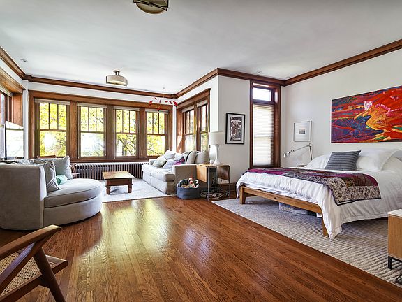 4th image of 1459 W Balmoral Ave