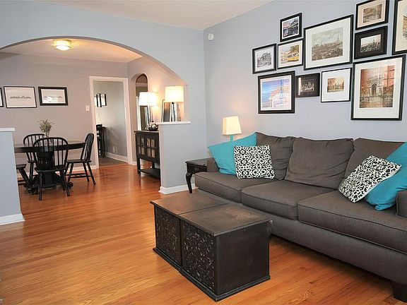 2nd image of 5634 Murdoch Ave