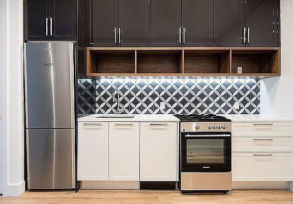 4th image of 41-21 28th St #16E