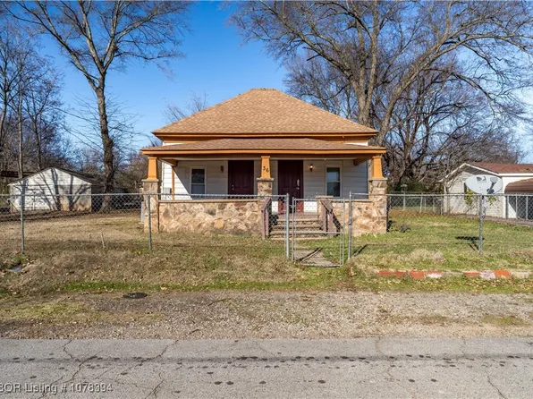 36 W Fresno St, Greenwood, AR 72936