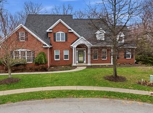 247 Erin Dr, Cranberry Township, PA 16066