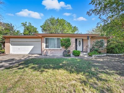 1328 W Water St, Weatherford, TX, 76086
