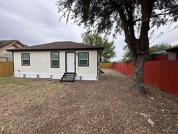 2nd image of 5729 Gardenia St