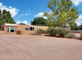 4940 Porter Dr, Las Cruces, NM 88011