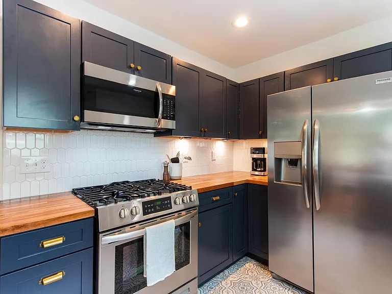 1229 Rammers Ave — Photo 12