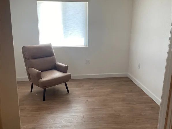 19216 Kendall Dr, San Bernardino, CA 92407