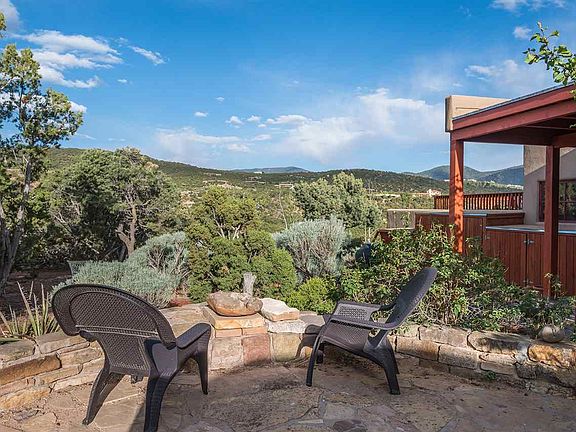5th image of 1061 Camino Manana