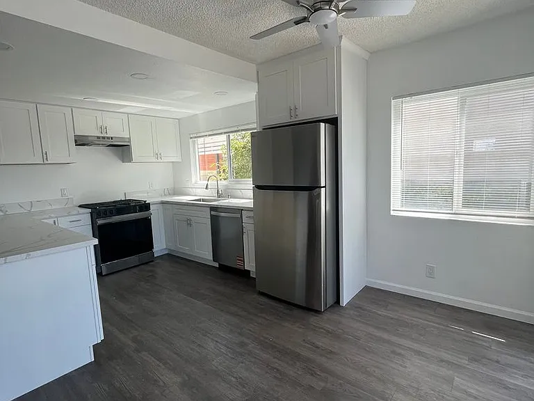 146 Imperial Beach Blvd — Photo 5