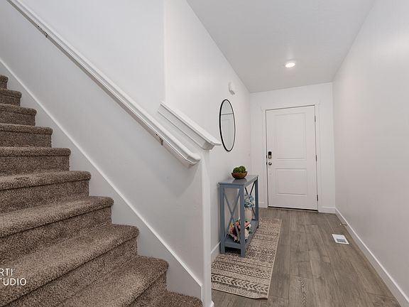 4th image of 1214 W Hidden Spring Dr