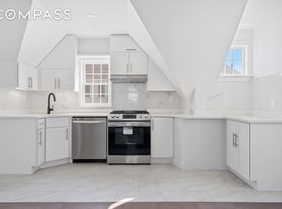65 Bay 23rd St FLOOR 3, Brooklyn, NY 11214
