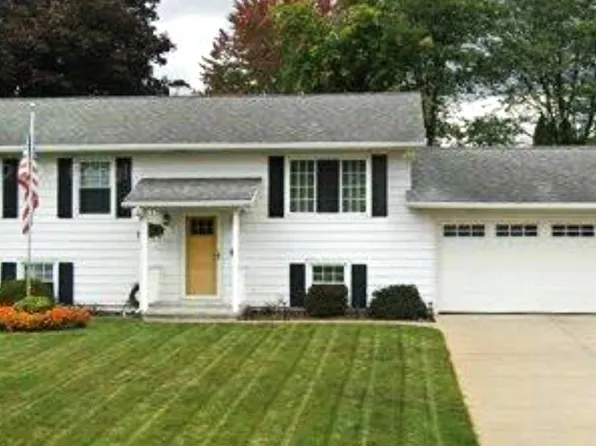 1640 Foye Dr, Jackson, MI 49203