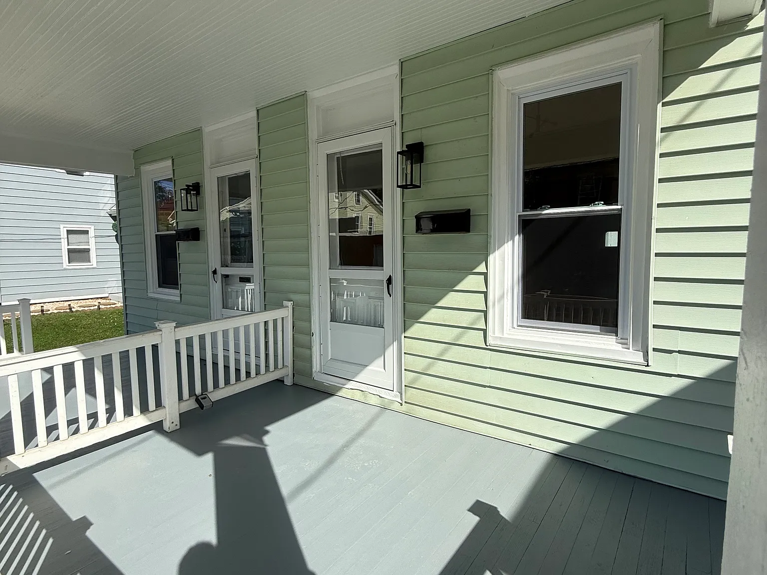 3 bed, 1296 sqft, $2,150 — Photo 2