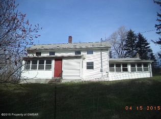 131 Carpenter Rd, Factoryville, PA 18419
