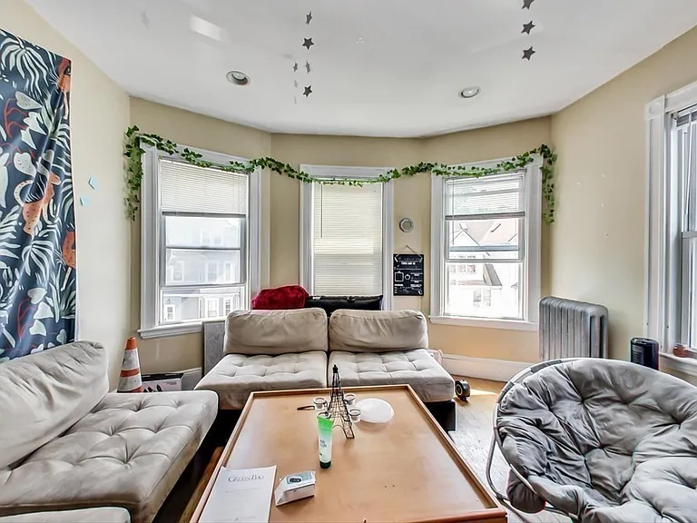 43 Hillside St #2 — Photo 12