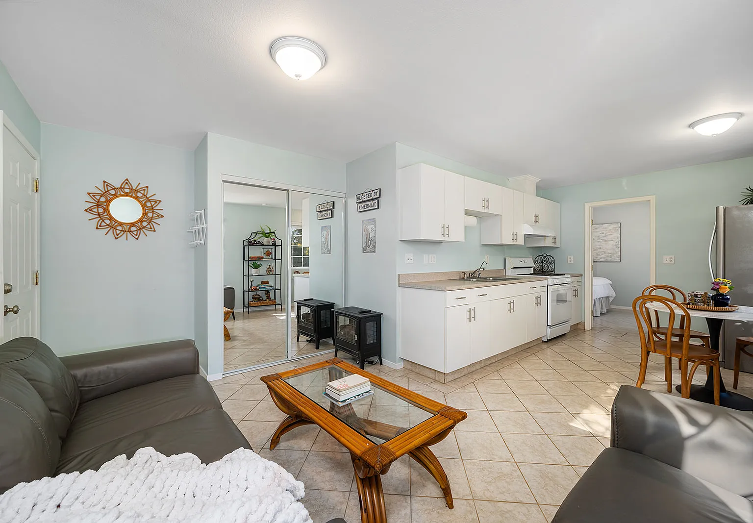 1 bed, 800 sqft, $3,120 — Photo 4