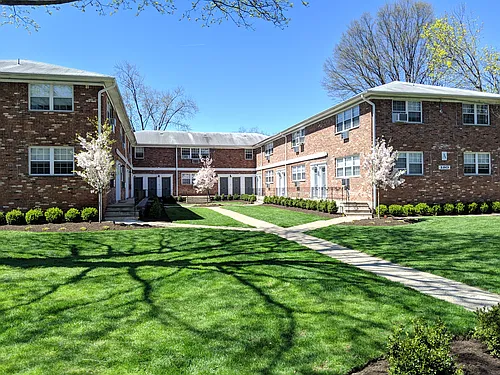 Montclair Gardens Photo 1