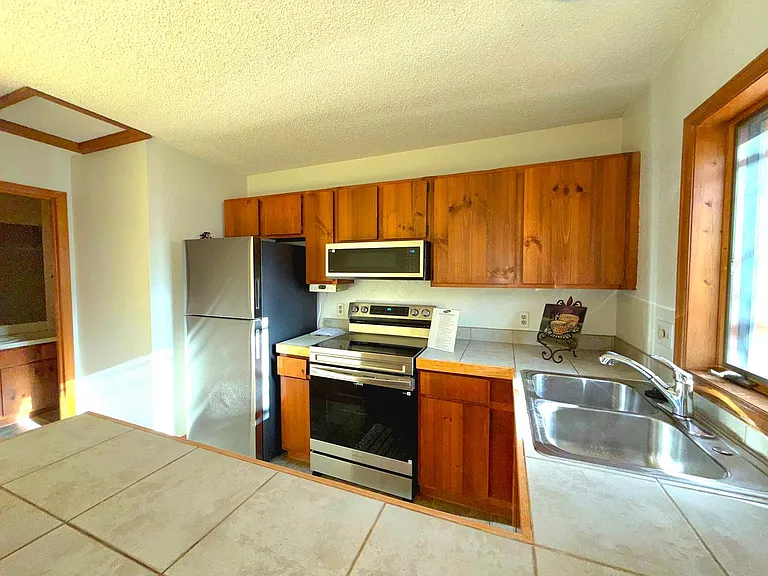 345 N Chipmunk Cir — Photo 9