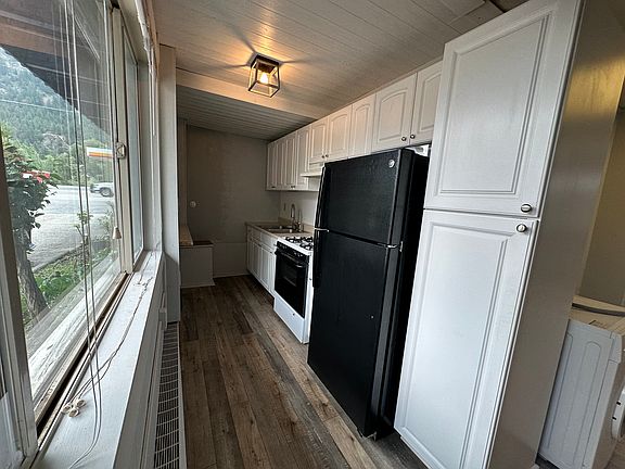 Bright, sunny windows.