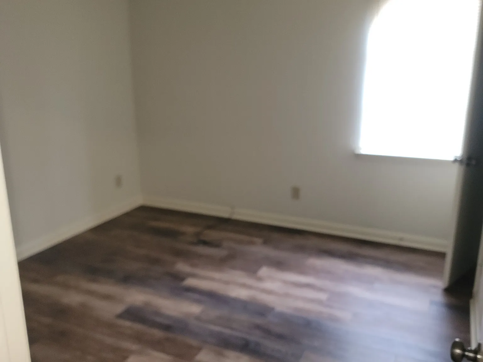 2 bed, 1.5 bath, $1,000 — Photo 4