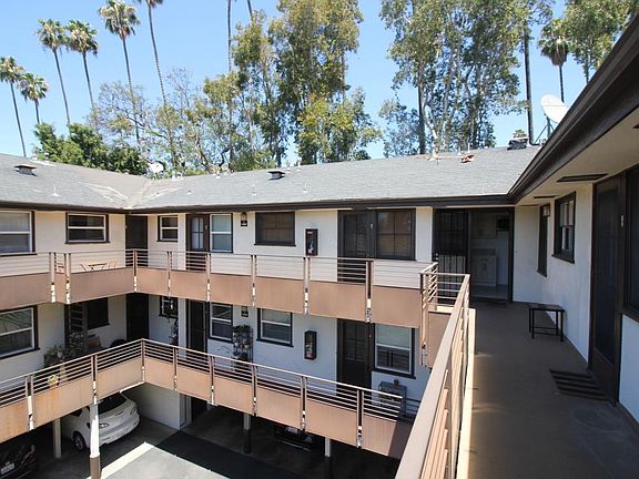 4th image of 7456 Hollywood Blvd APT 1