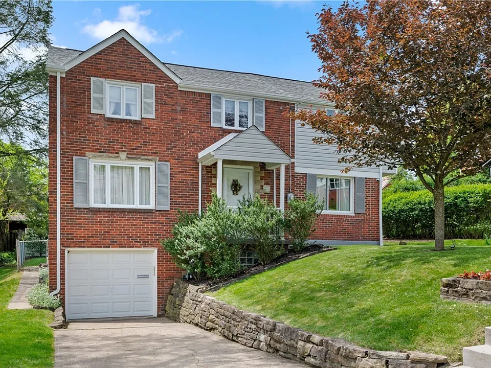 145 Slater Dr