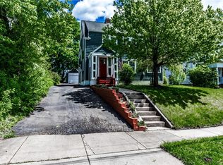 303 Carlton Rd, Syracuse, NY 13207