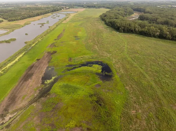 56700 Highway 136, Fairbury, NE 68352