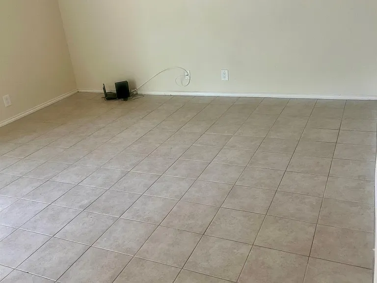 426 Sailmaster St — Photo 6