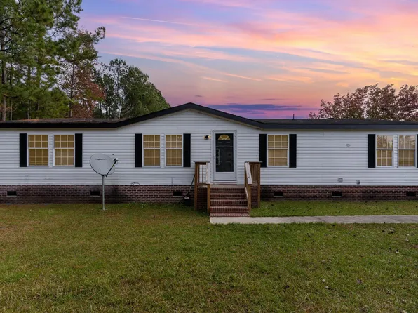 3853 Mayfield Dr., Conway, SC 29526