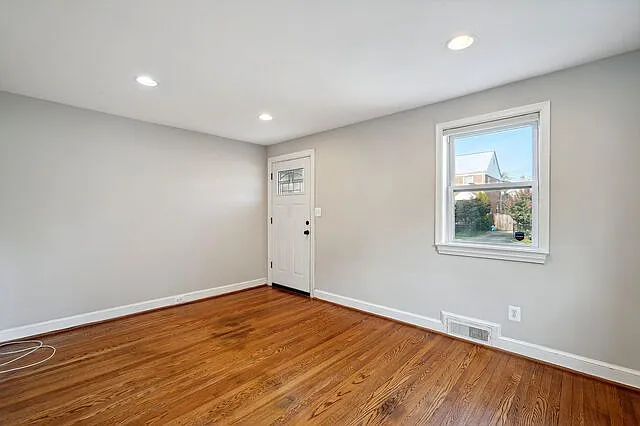 2721 S Cleveland St — Photo 5